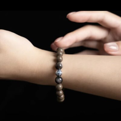 Mystic frost-Handmade Herbal & Crystal Aroma Bead Bracelet